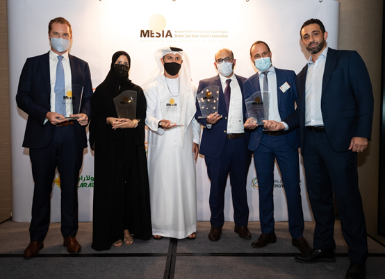 www@ylg99999.comylg99999.com Al Dhafra Photovoltaic Project Wins a MESIA Annual Award